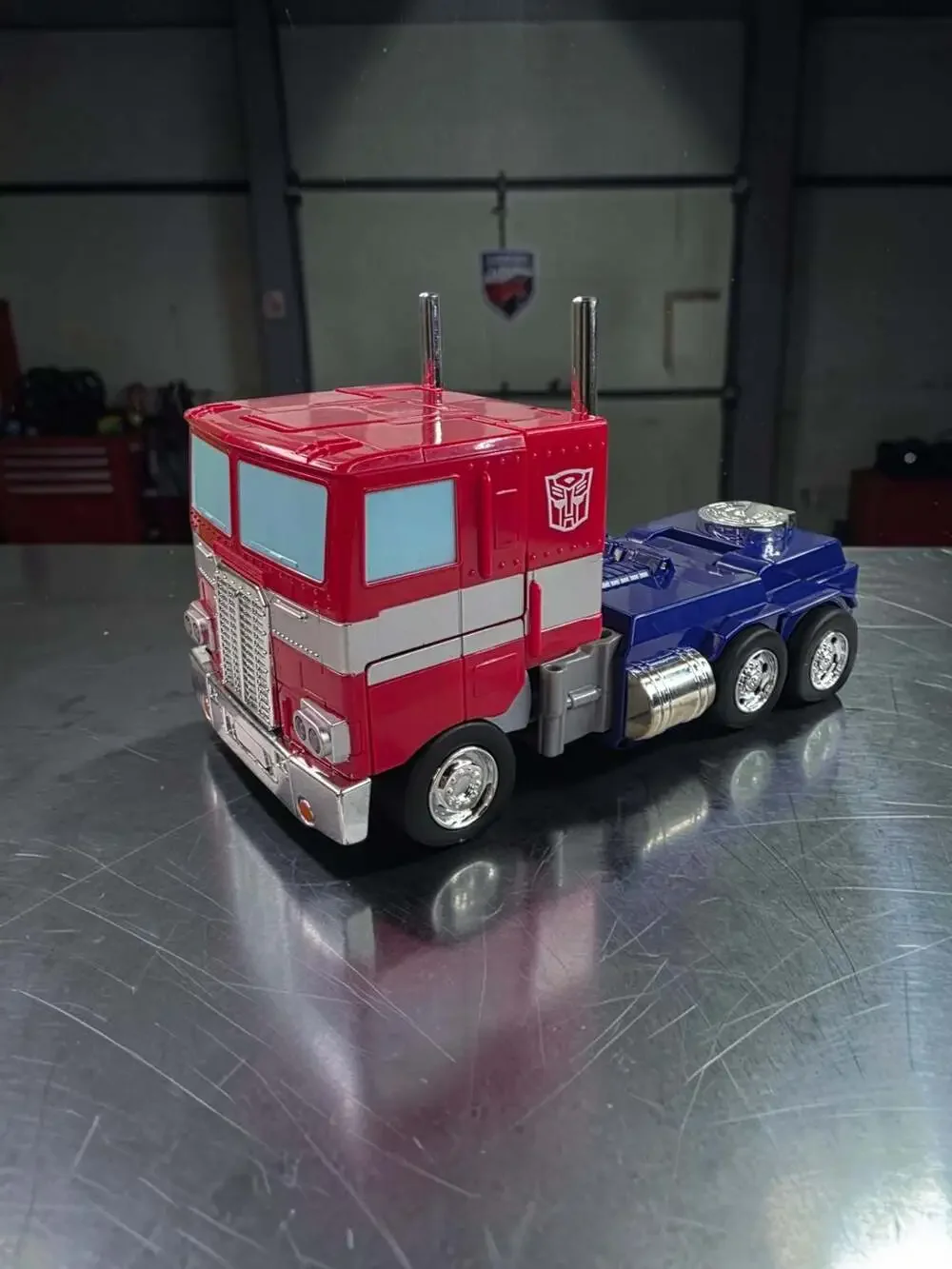 Jada Toys Transformers Optimus Prime Converting RC Remote Control Vehicle